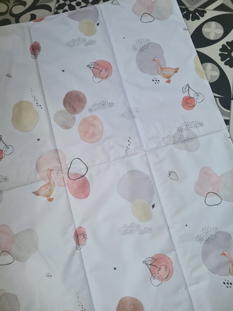 Mata do przewijania layette raz uzyta