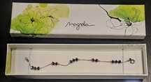 PULSEIRA MAGNOLIA NOVA (nunca usada ) com caixa