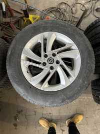 Nissan Alufelgi 17 z Oponami Zimowymi Pirelli Scorpion 225/65 R17