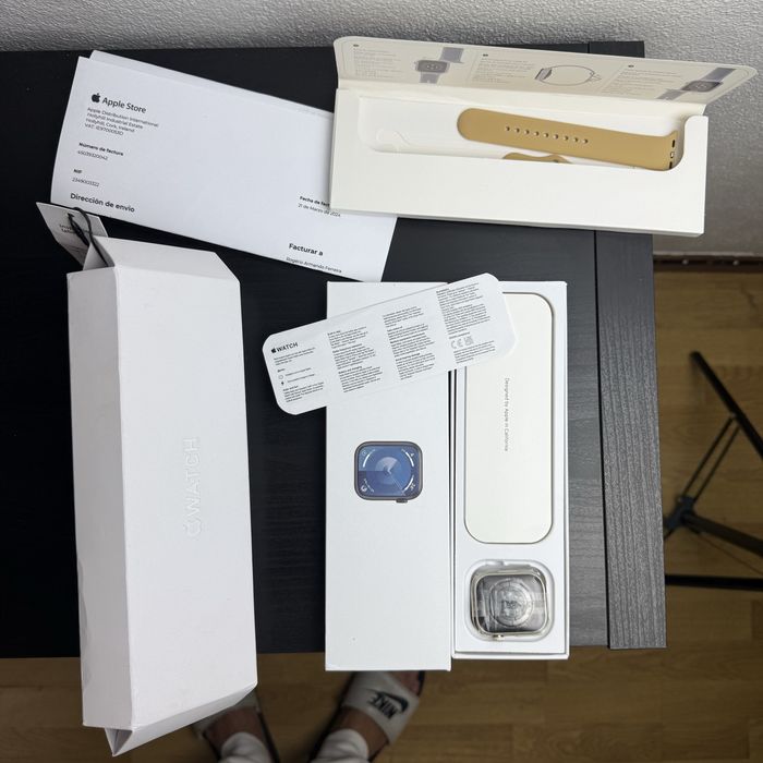 Apple Watch Series 9 45mm GPS Dourado