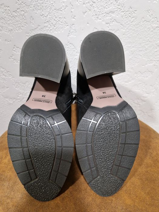 Черевики жіночі замшеві