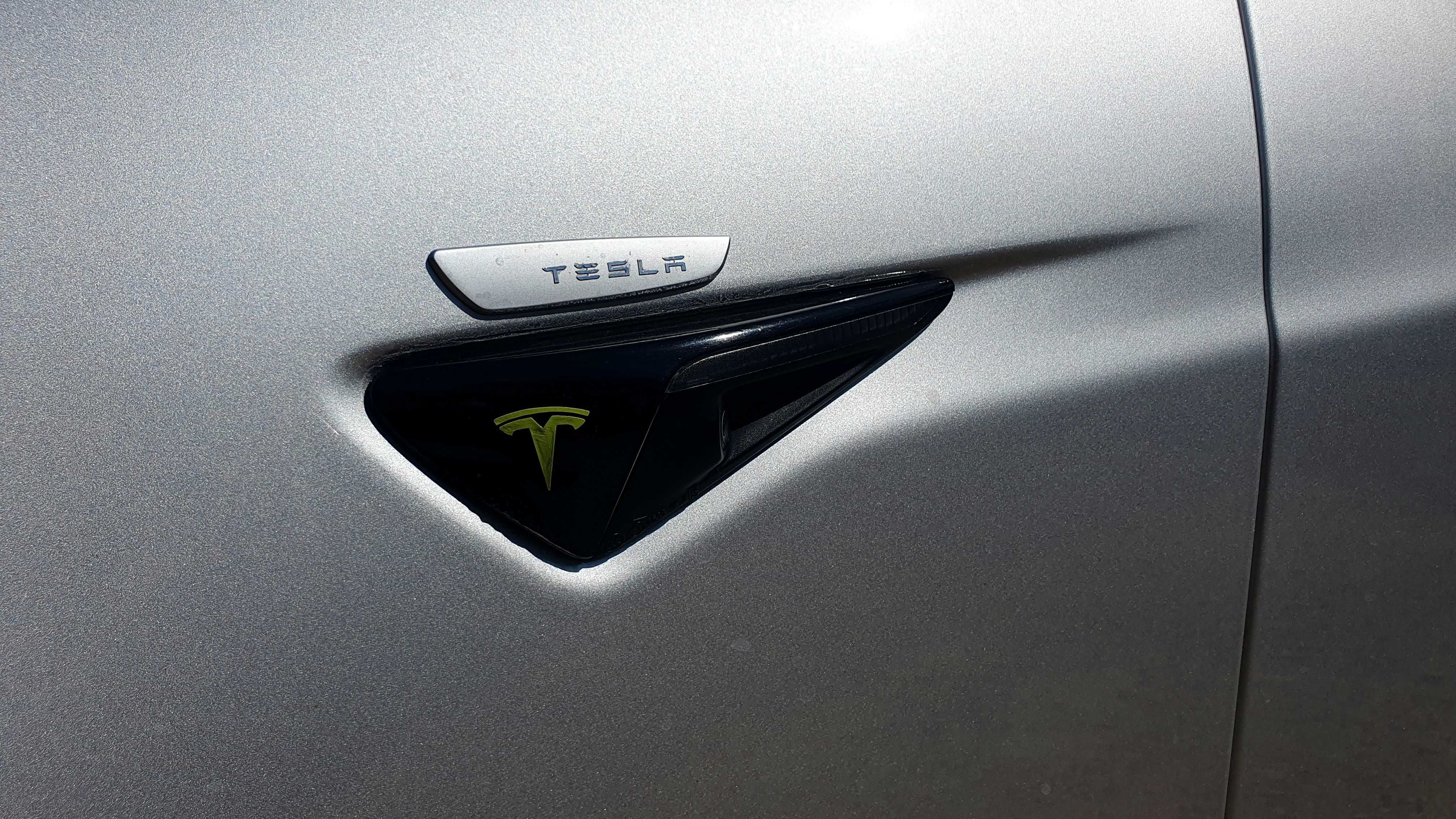 Tesla Model S 75 D  impecável