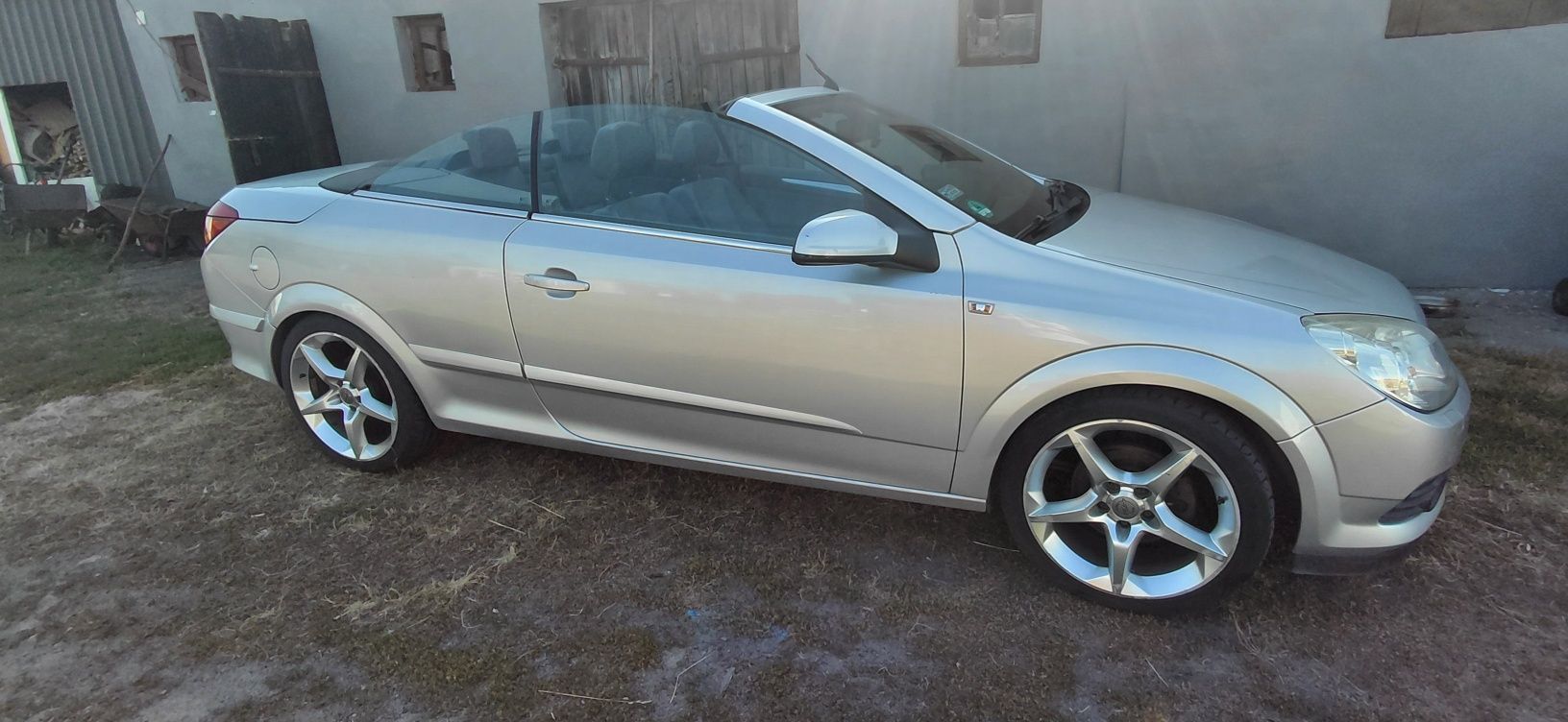 Opel astra h cabrio