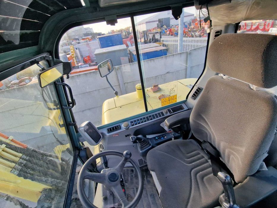 Koparka kołowa minikoparka   Yanmar B55W-2  2011 r, 4400 mth