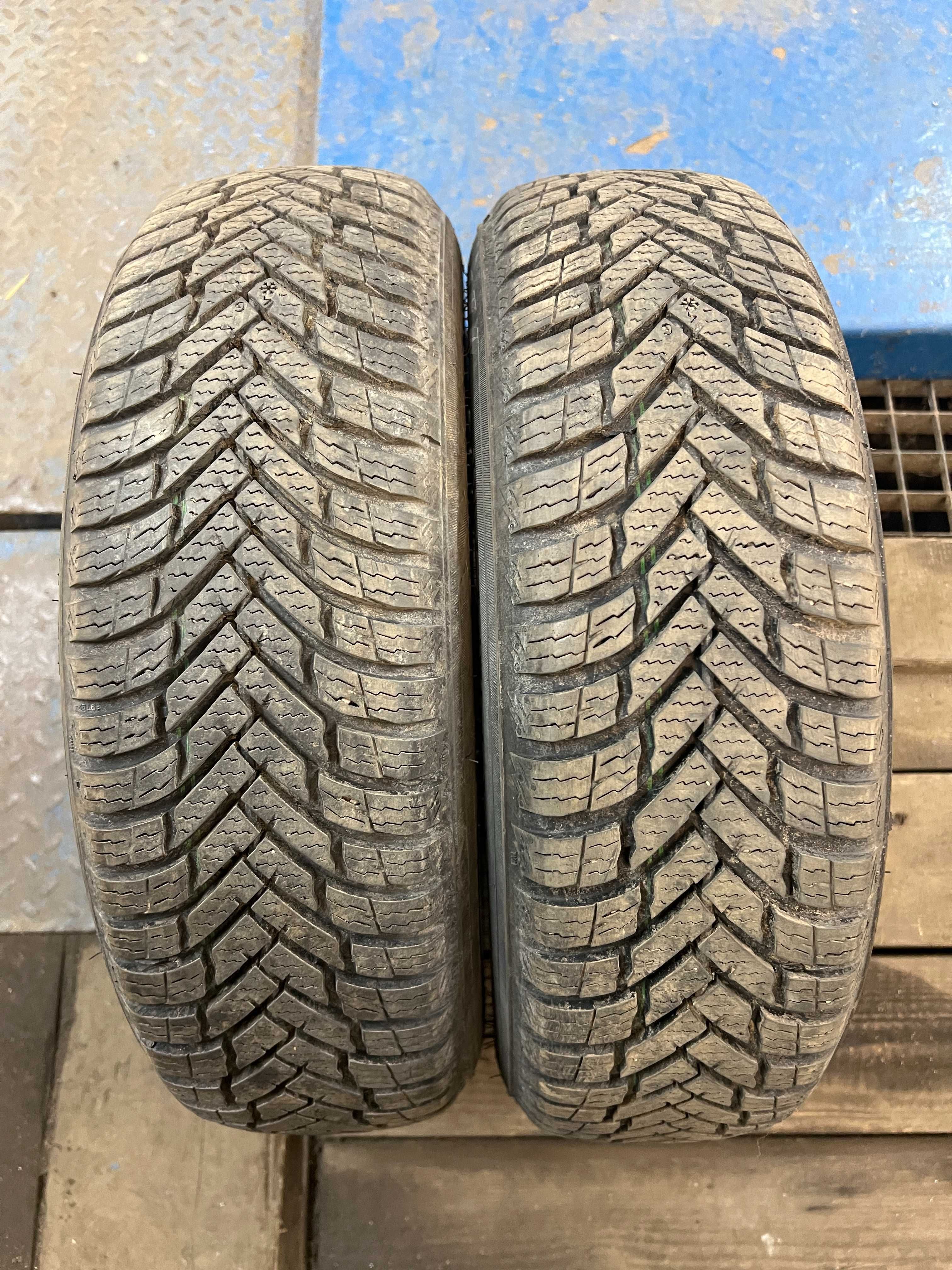 155/70r13 nokian opony zimowe 2 szt bieznik 6,5 mm stan bdb