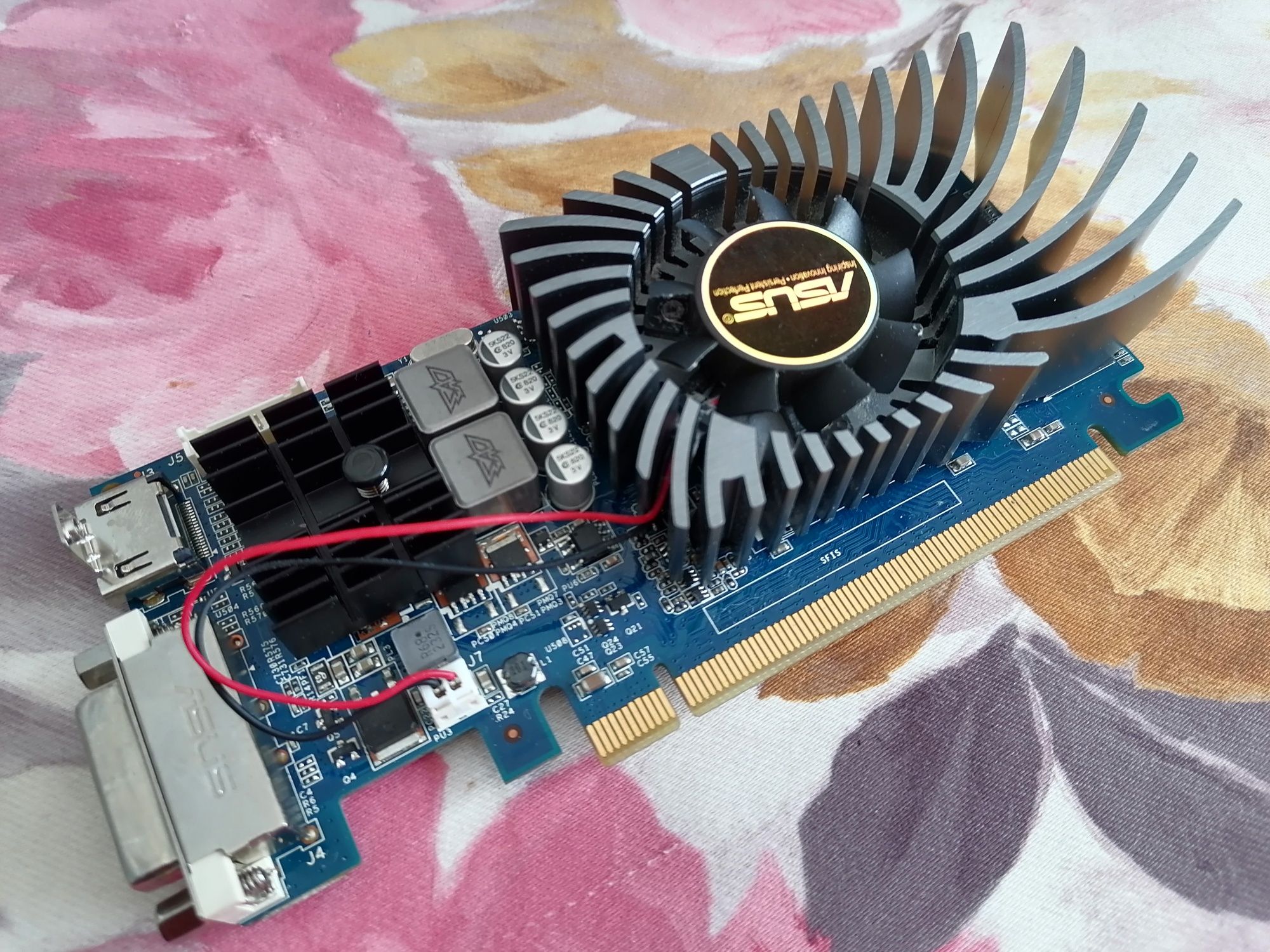 Płyta główna Gigabyte GA-B75N, Karta graficzna Asus GT640,Pam. RAM 4GB