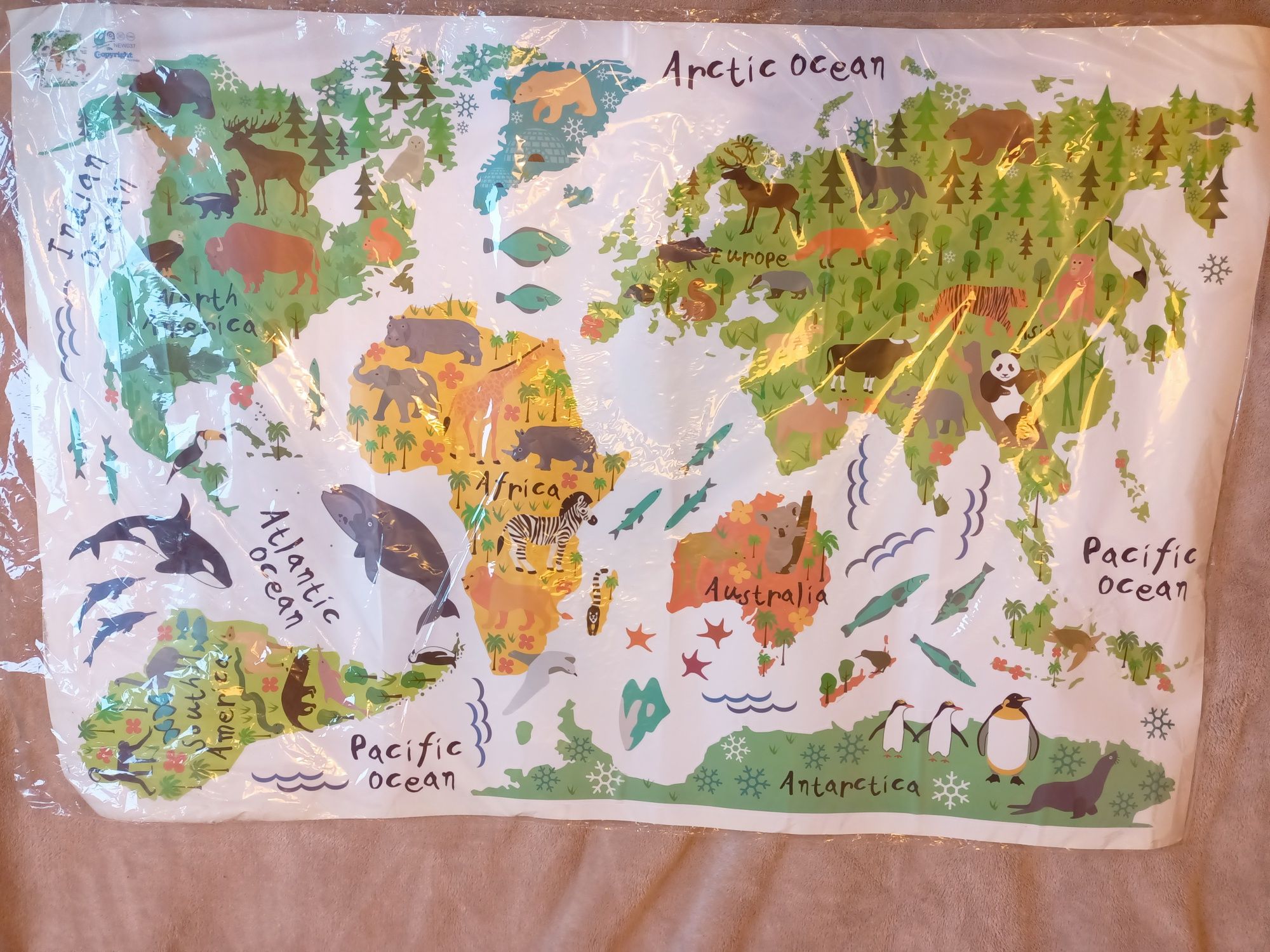 Mapa ścienna ze zwierzętami, naklejka do pokoju dziecięcego
