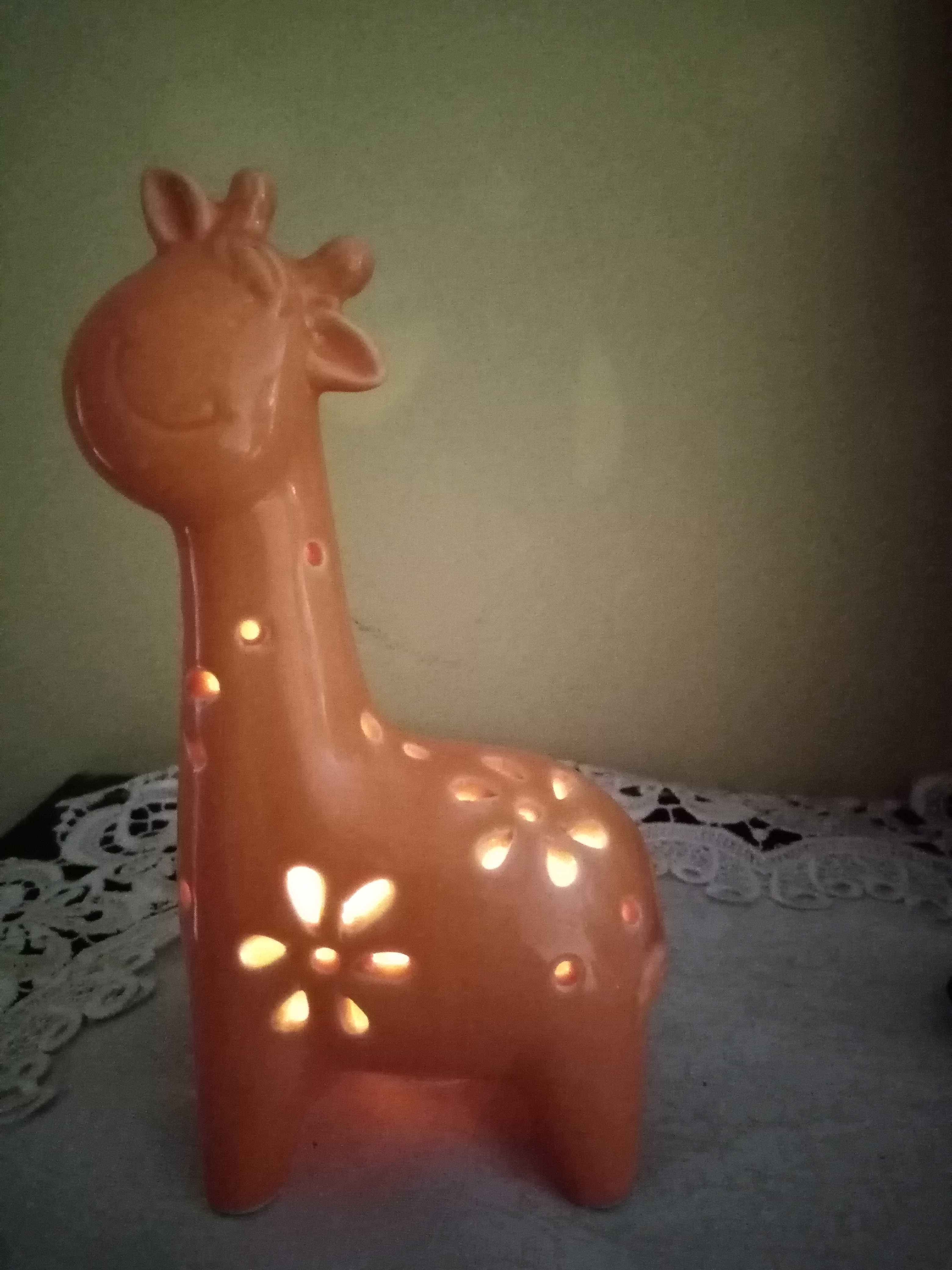 Żyrafa LED figurka ozdobna.
