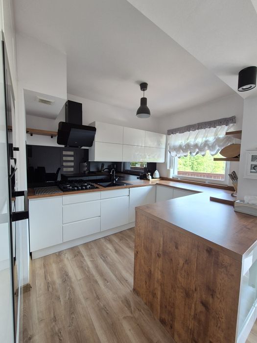 Apartament w Karpaczu /5-8osób / zewnętrzne jacuzzi