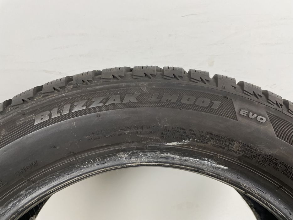 205/55R16 91H Bridgestone Blizzak LM001 EVO