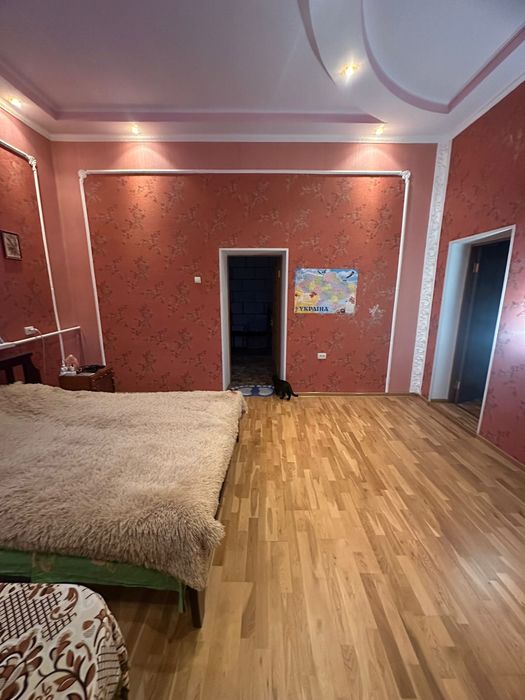 (SALE) -Продаж 6-ти кімн. квартири та ділянки  поряд з вул.Туристів