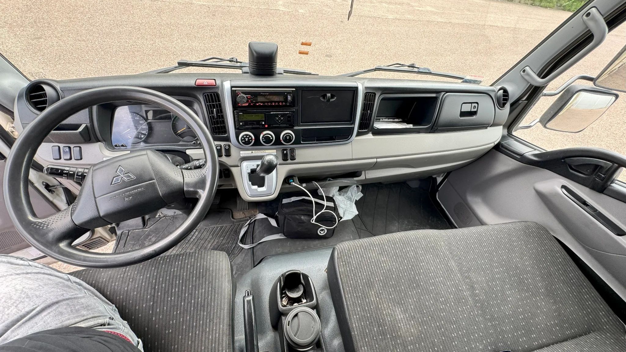 FUSO CANTER  Fuso Canter 9C18 AMT 4x2
