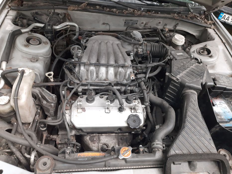 Двигатель мотор головка GALANT митсубиши галант  6. 8