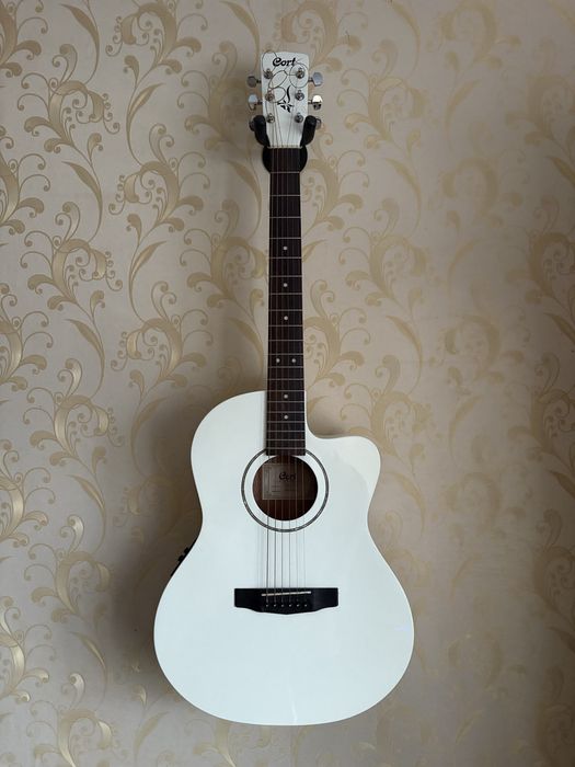 Гітара Cort Jade