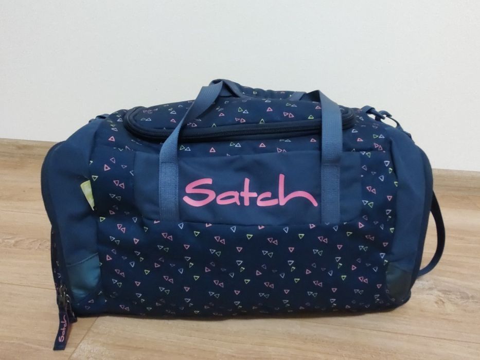 спортивна сумка Satch у варіанті "Funky Friday"
