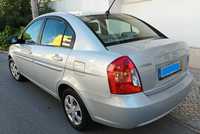 Hyundai Accent Sedan 1.4,  gasolina, 04/2007, de garagem só 86 450 Km.