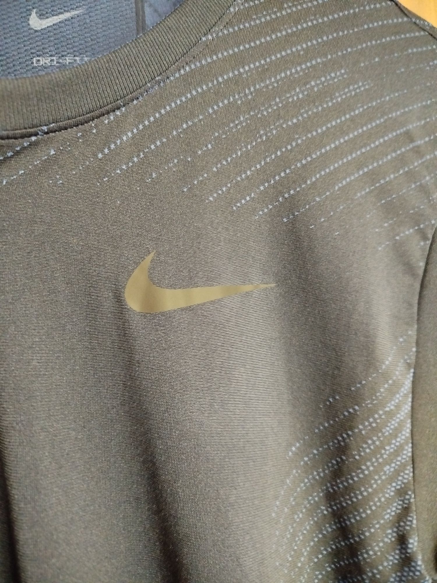 Koszulka męska Nike bezszwowa rozmiar M stan idealny