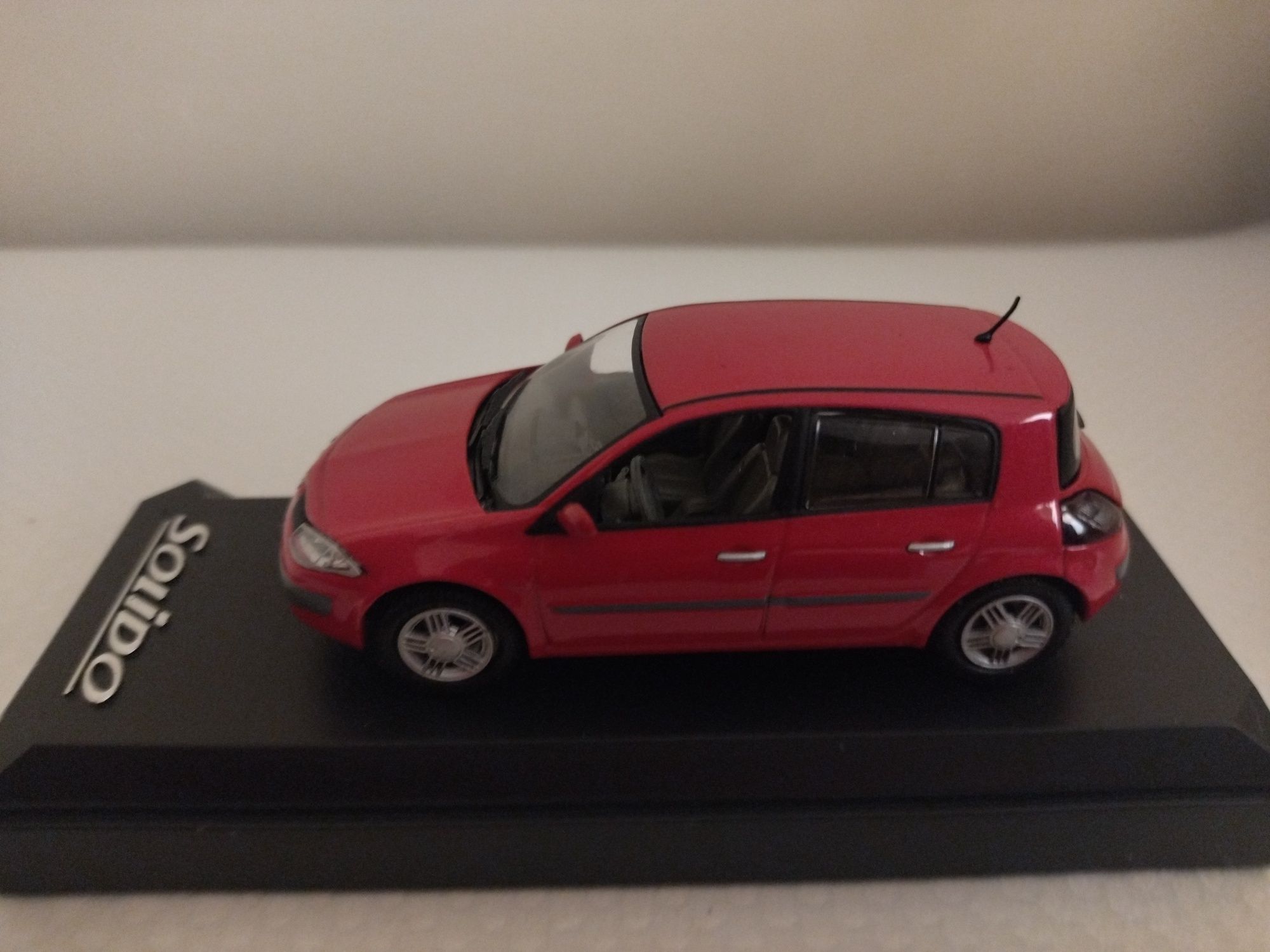 Miniatura Renault Megane 1/43 Nova