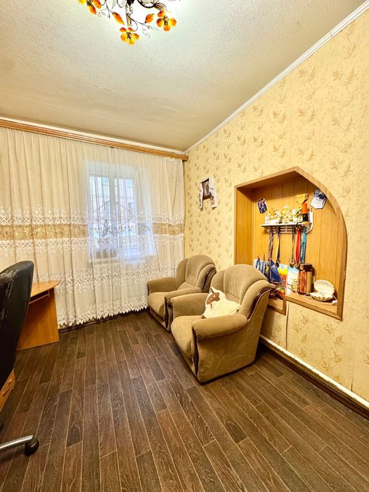 D1L Продам квартиру 73 м2, вул. Дмитрівська, 15.