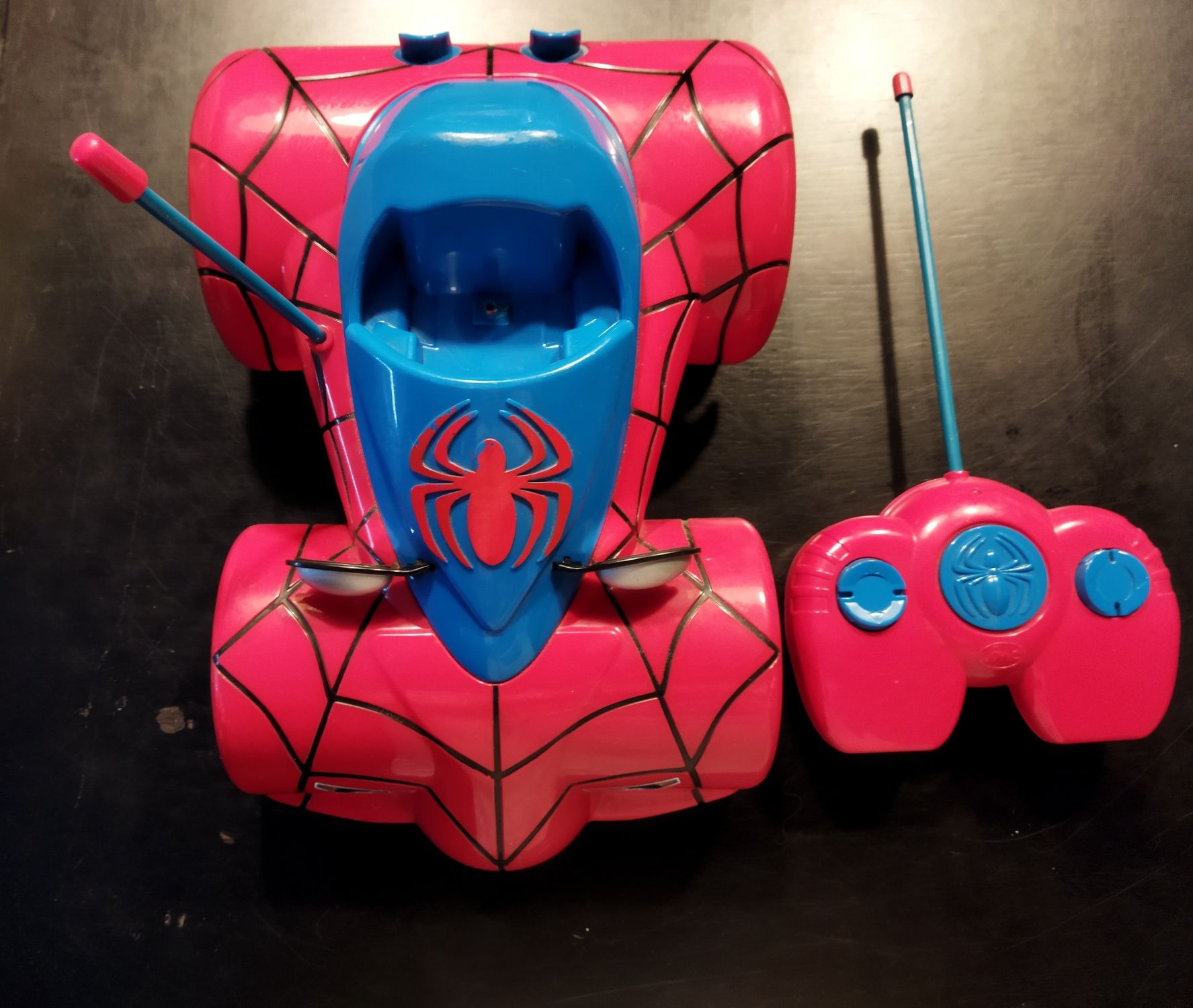 Carro telecomandado Spider-man