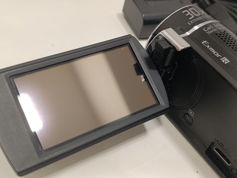 Kamera cyfrowa SONY HDR-CX210 e full HD x30 5.2 Mpx DOTYK ZEISS zestaw