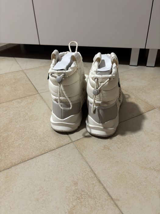 Жіночі дутики The North Face 40р.