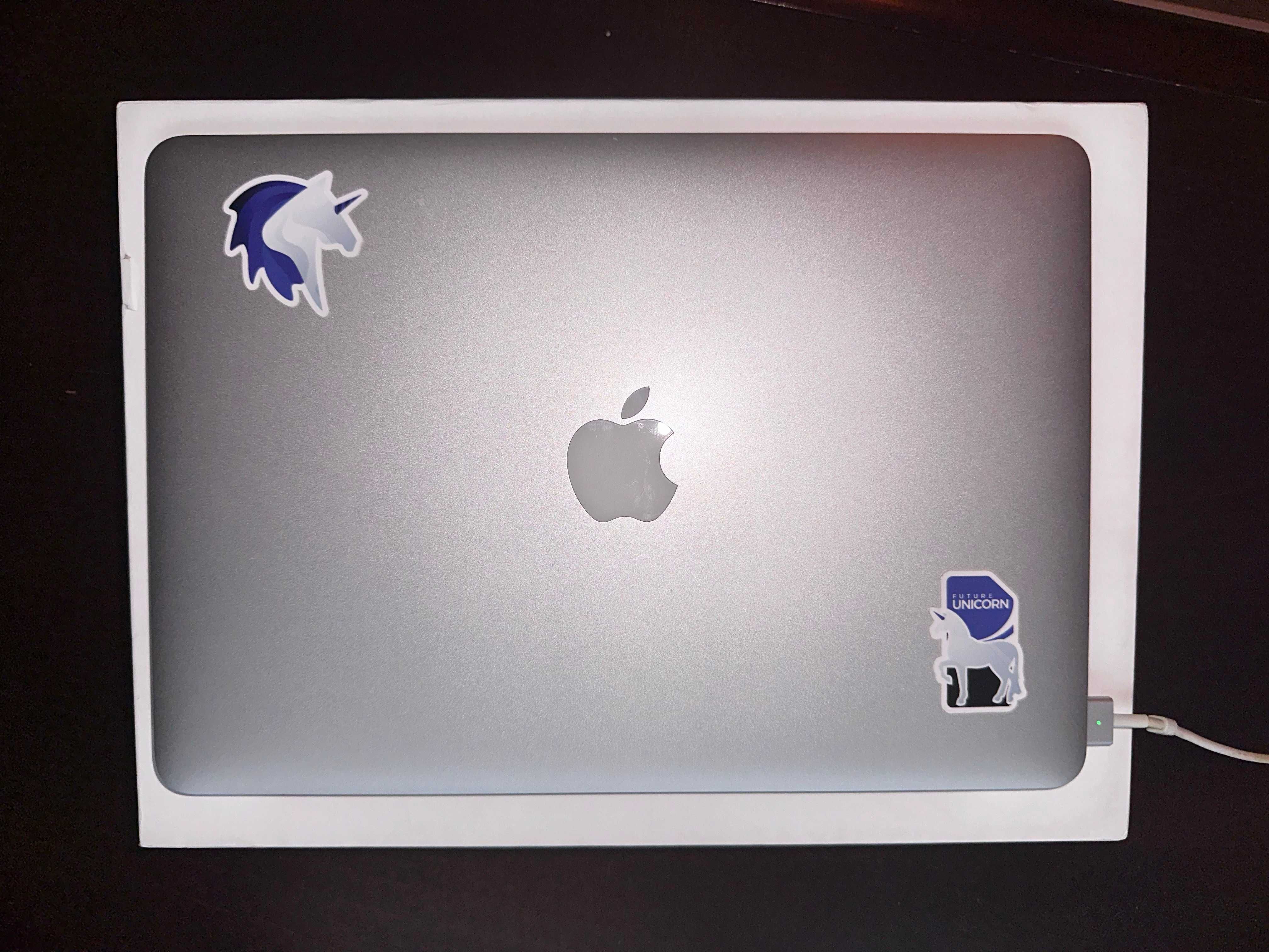 MacBook Air 13 [2017], Dysk: 128G, RAM: 8G, Procesor: i5, 1.6Ghz