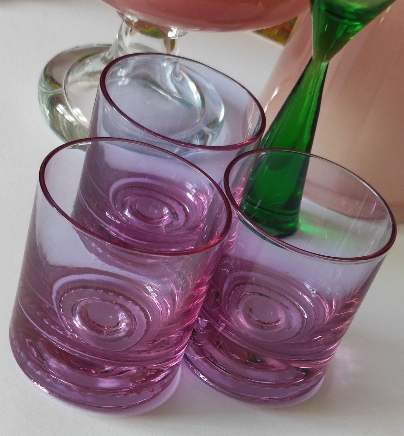 Piękne stare kolorowe szkło aleksandryt szklanki 3 sztuki kolekcja