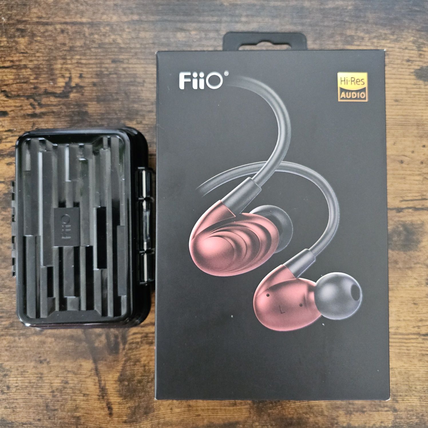 Słuchawki FiiO F9