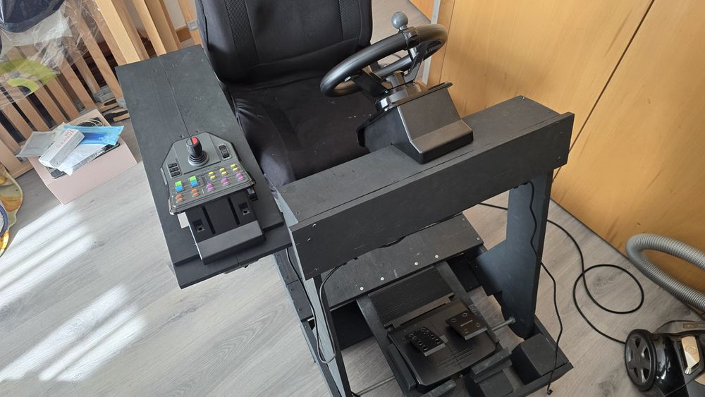 logitech g staiked volante, pedias e painel