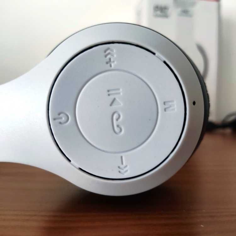 Auscultadores P47 5.05+EDR sem fio bluetooth com microfone MP3 Rádio