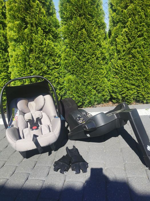 Nosidełko / fotelik samochodowy AVIONAUT z bazą