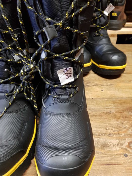 Buty robocze DAKOTA rozm 42 wkł 27 cm S3