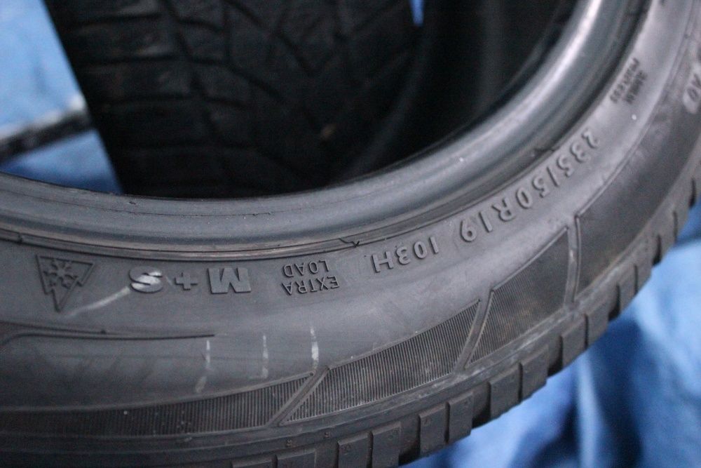 235-50-R19 DUNLOP SP WINTER зимняя резина шины  2 штуки GERMANY 2022