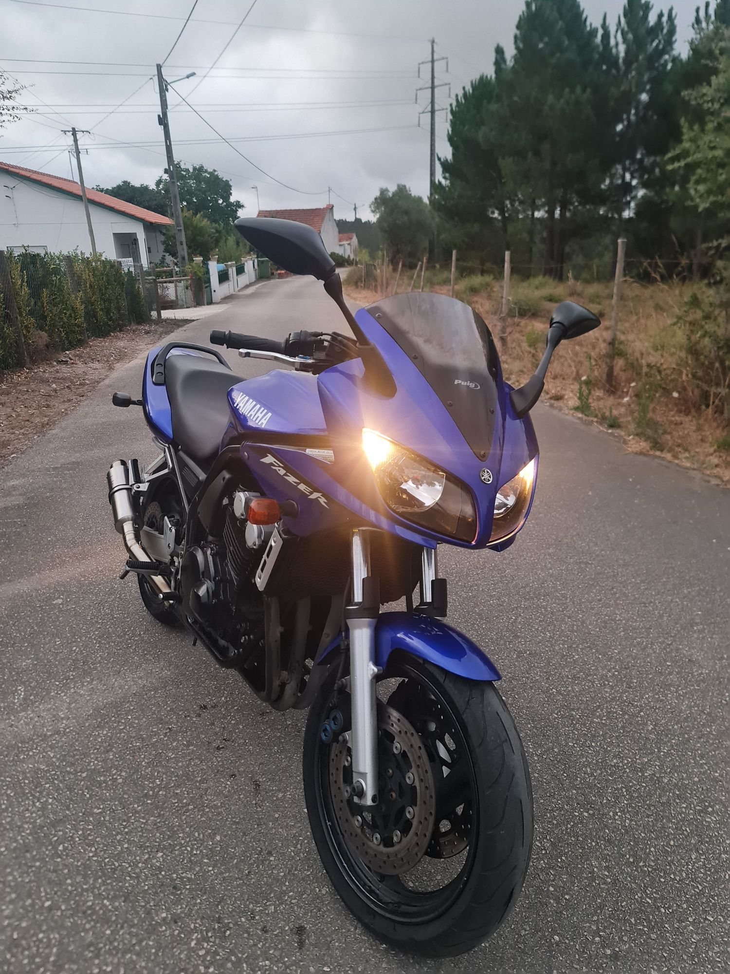 Yamaha Fazer 600