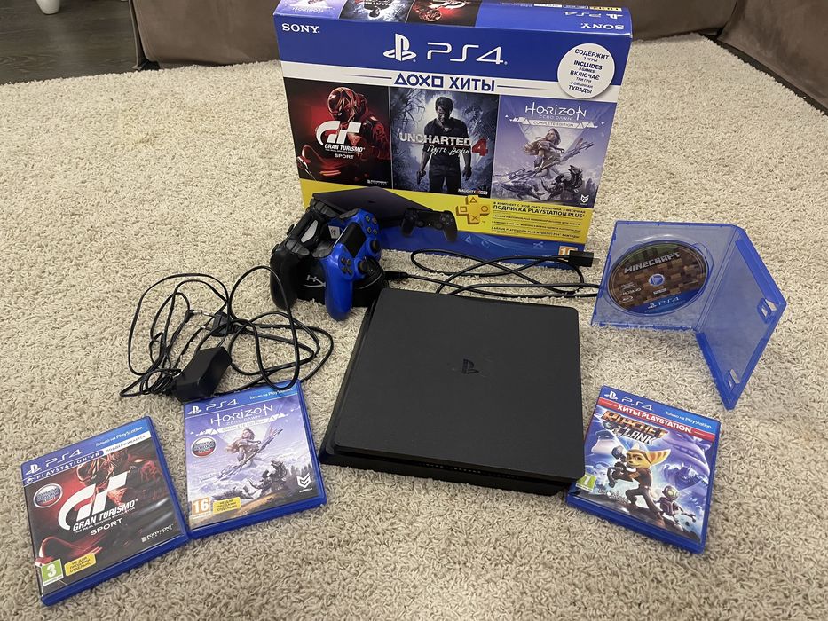 Продам Sony PlayStation 4 Slim 500GB + 2 геймпади + ігри