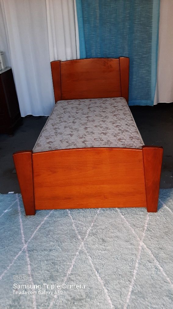 Cama solteira madeira