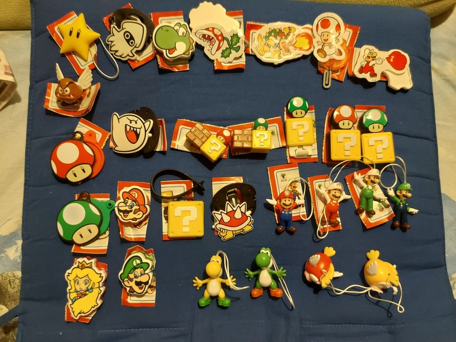 Продам фигурки супер Марио,смурфов и гномов