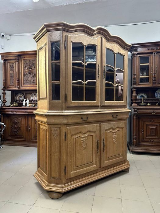 Вітрина дуб сервант дерево 3658