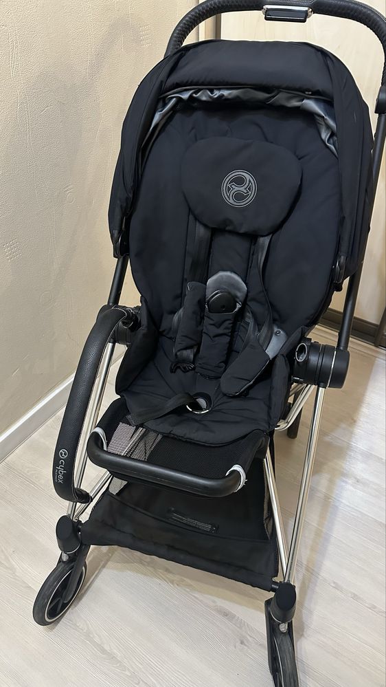 Коляска Cybex Mios Chrome Black 2в1