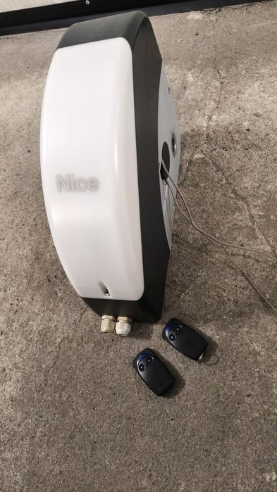 Napęd do bramy NICE S02000 / A