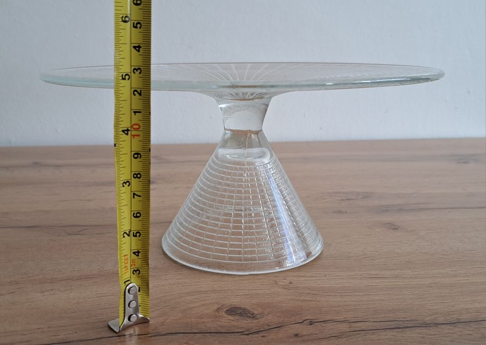 Patera szklana 26cm na nóżce 12cm
