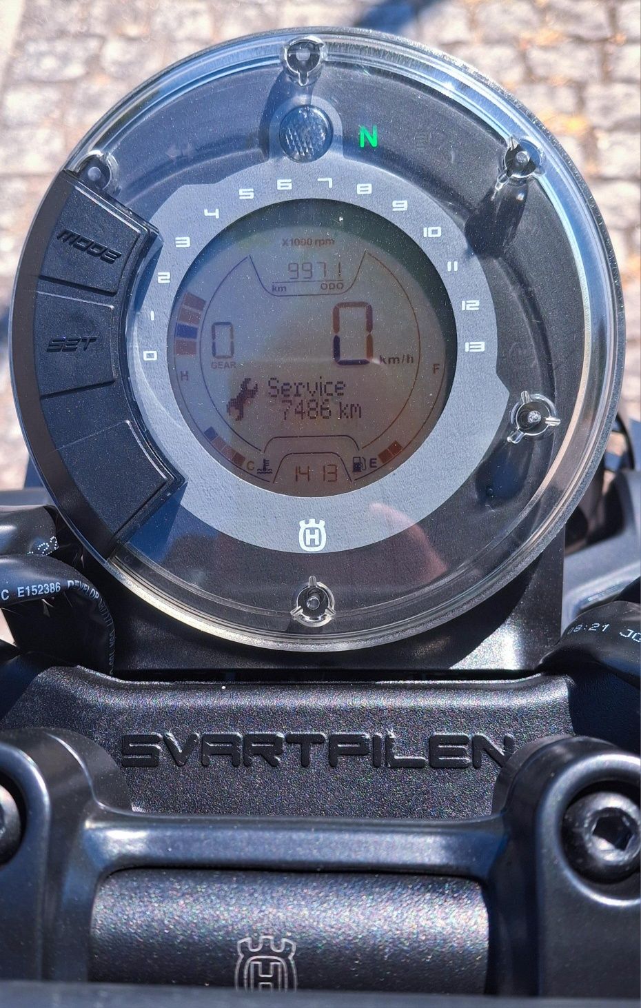 Husqvarna Svartpilen 401