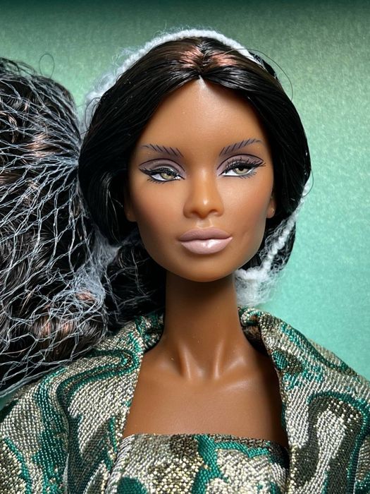Integrity toys x Sachika Chic Opulence Nyasha Lauder Doll NRFB Meteor