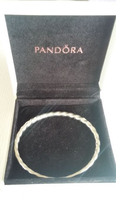 Pandora unikatowa cieżka bransoleta