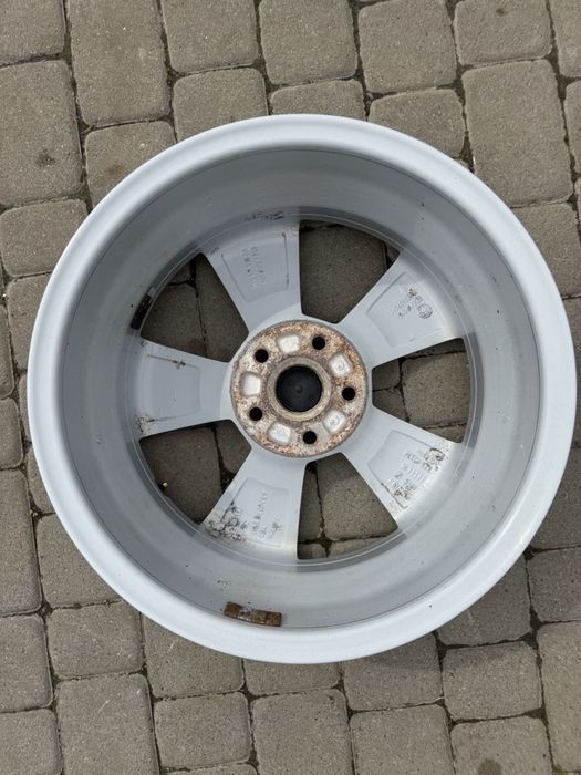 Диски Skods r 17 оригінал диски R17 Skoda oktavia 5/112 et41