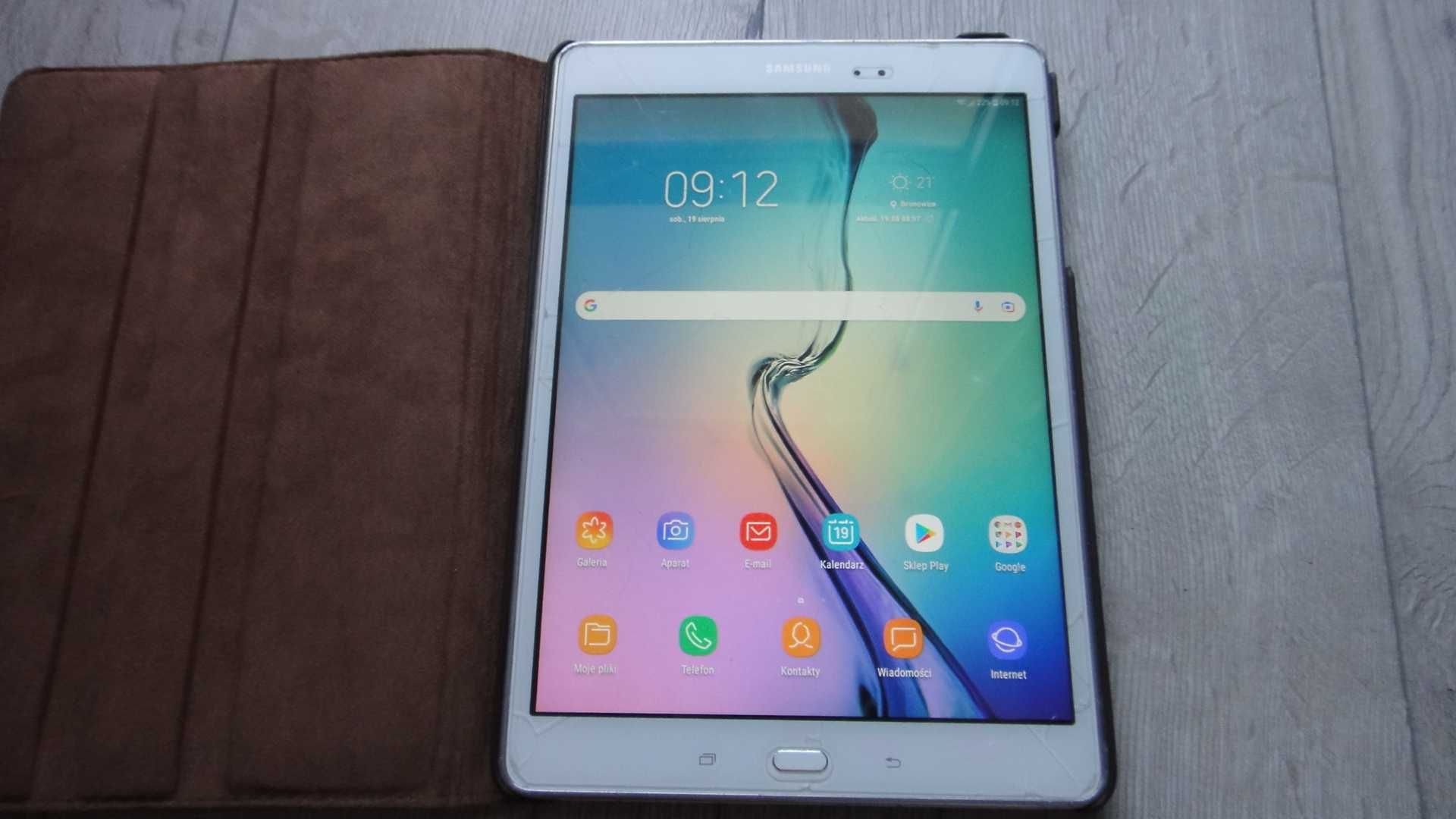 Tablet Samsung Galaxy Tab A SM-T555 16/2GB. plus 16Gb.SD