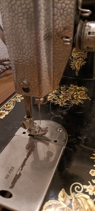 Máquina de costura antiga
