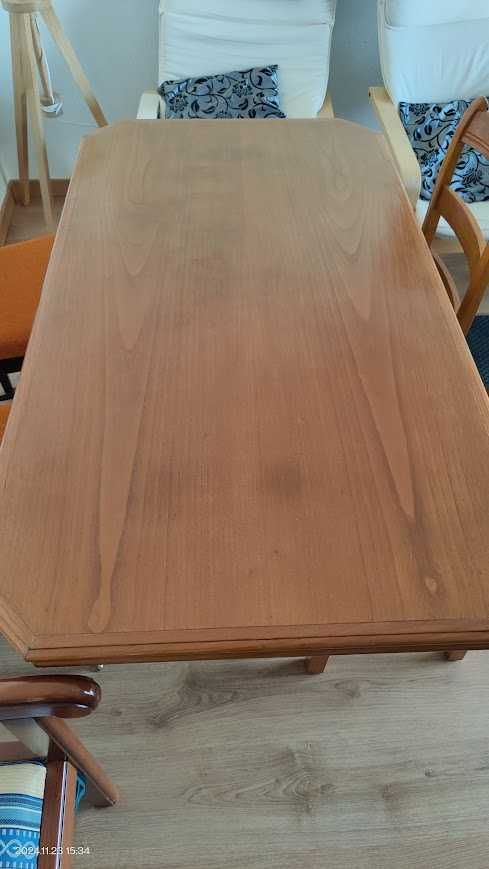 Mesa em Pinho Mel com 4 cadeiras