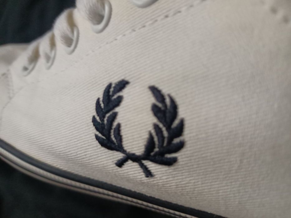 Продам кеды Fred Perry